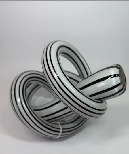 Black and white glass décor knot